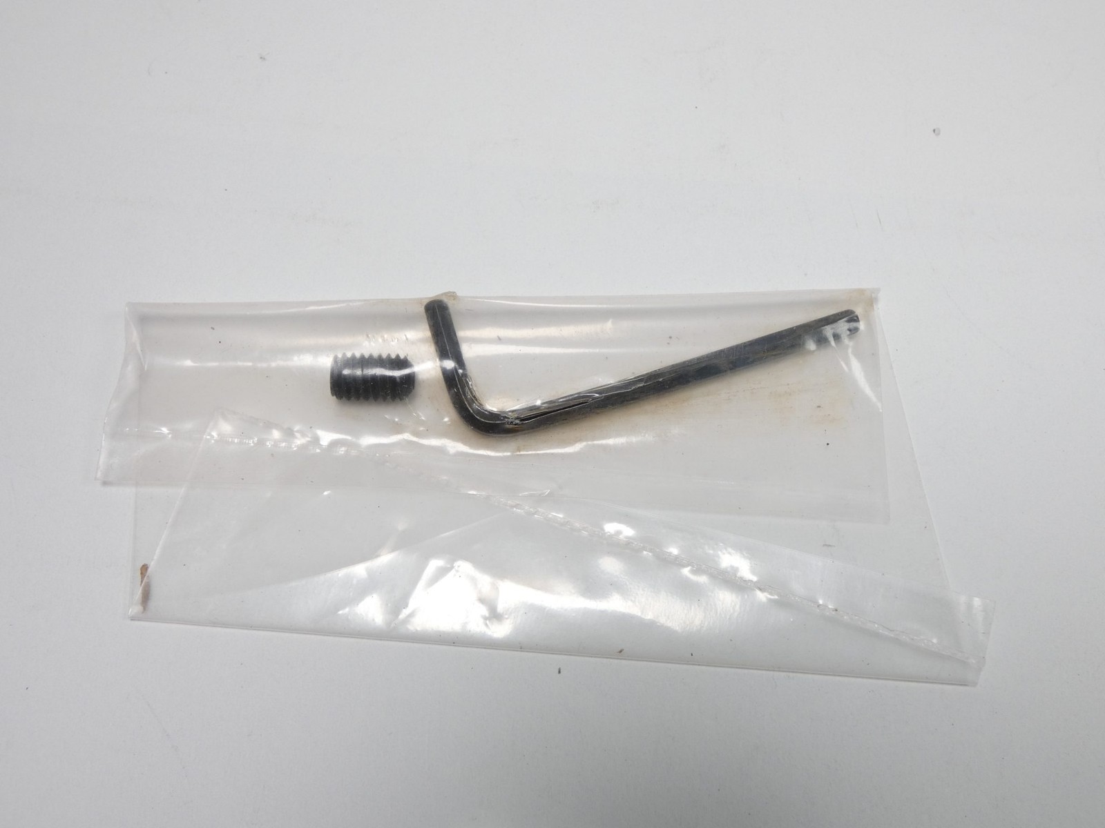 Chief CPA330 Offset Ceiling Plate Black 8″ – NEW Surplus!