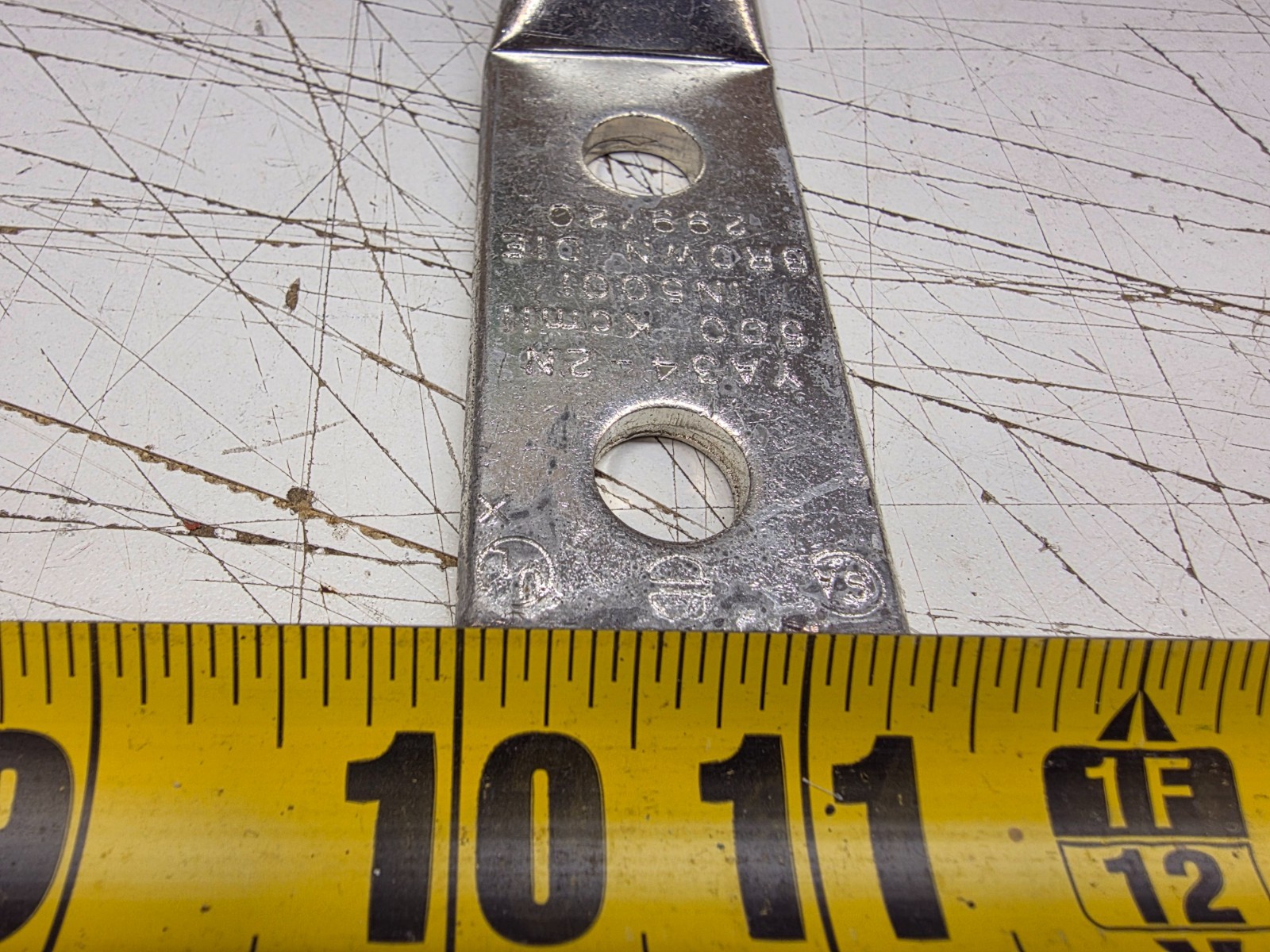 Burndy USA YA342N 1/2″ Stud Size 2 Hole 500 kcmil Compression Lug Brand New