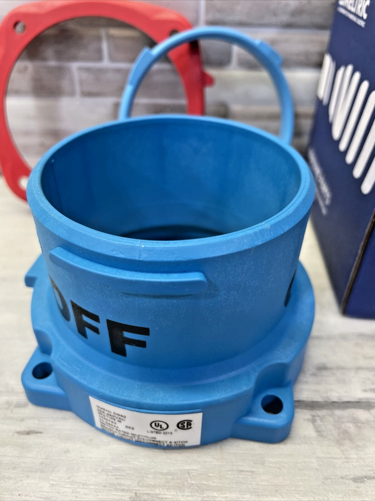 31-6A014-043 Meltric Plug Casing, 3P+G, 60A, Size 4, 480V, 25HP, Type 3R, DS60