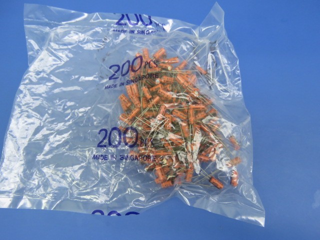 SPRAGUE 515D105M100JA6A Qty of 200 per Lot 1uF 20% 100V Al El +105C 2mmLs
