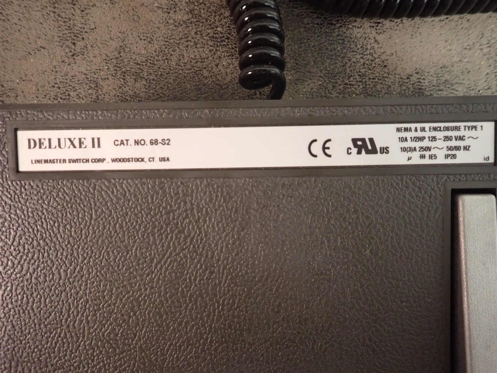Linemaster Deluxe II 68-S2 Foot Switch Pedal NEMA & Enclosure Type 1 (N9)