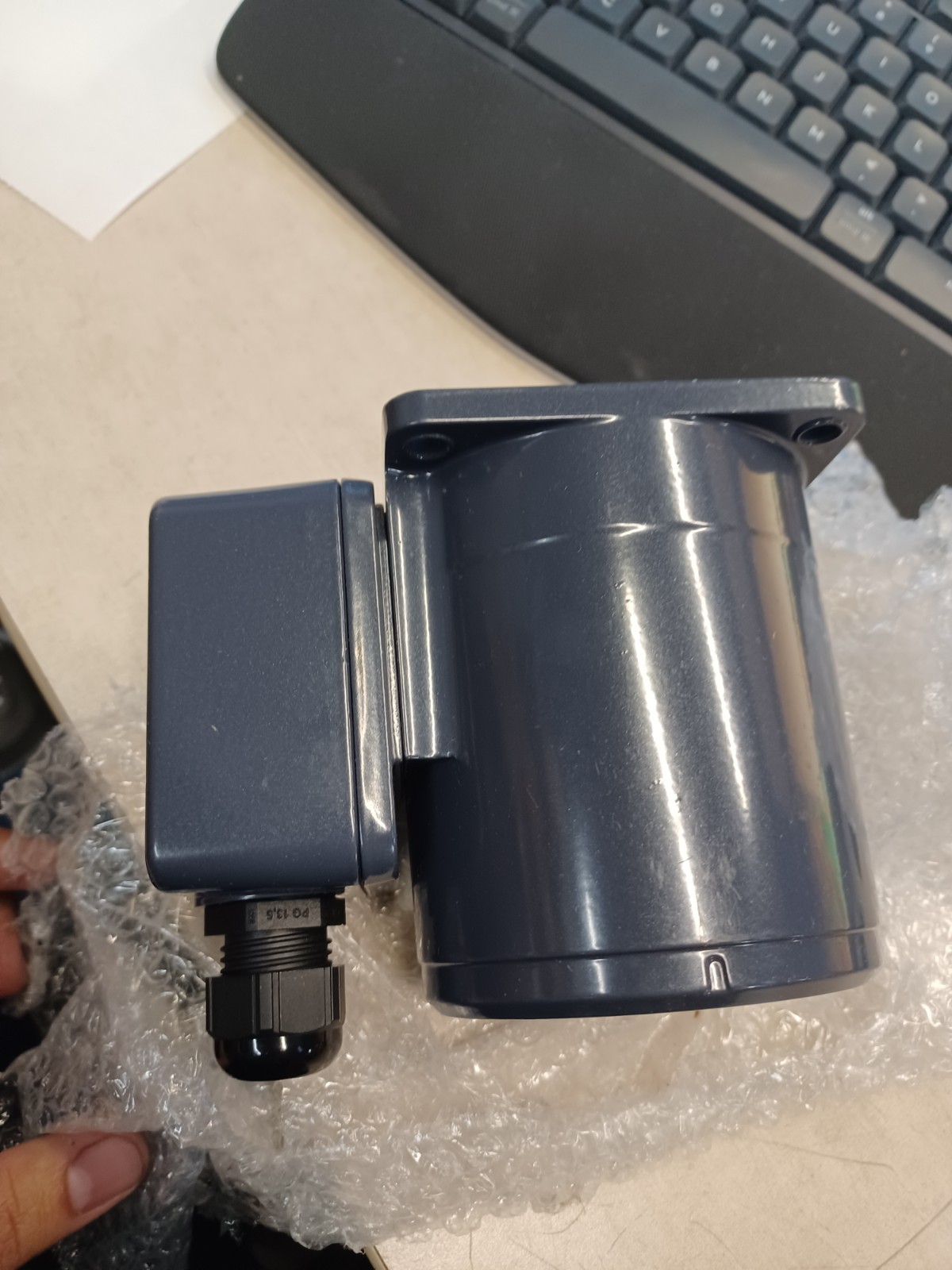 S9I40GSH-TCE motor 40W 3 Ph S1 CONT CLASS B IP54 SPG