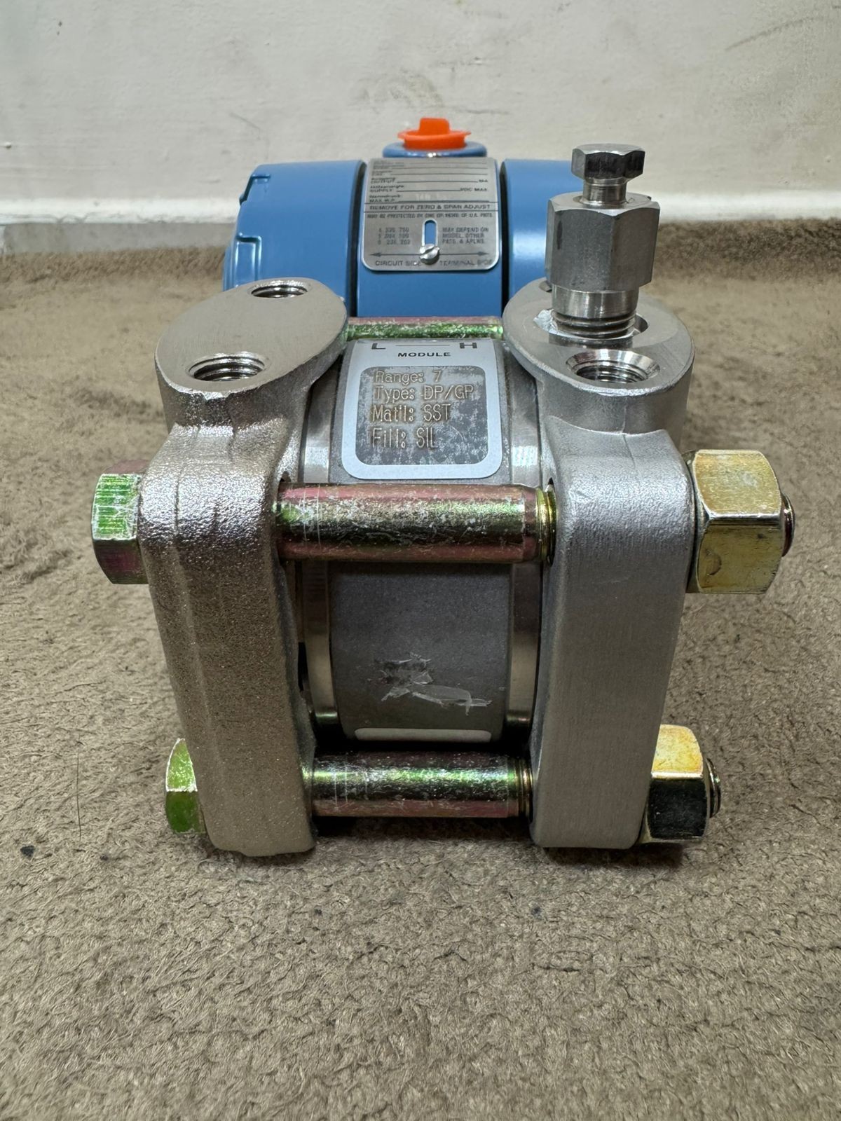 Rosemount / Pressure Transmitter / 1151GP7G22B1DF / W.P. 140BAR, Cal. 0-300PSI