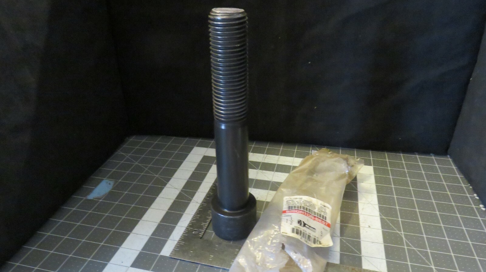 Brighton-Best 1-1/2-6 x 9″ Socket Head Cap Screw