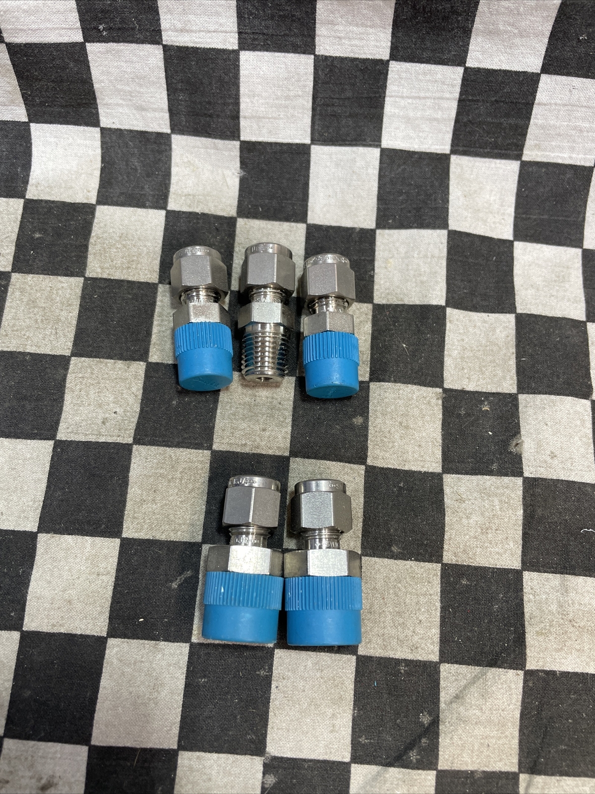 SWAGELOK SS-400-1-4 & SS-400-1-6, Male Connector , LOT OF 5 SHIPSAMEDAY#1326V15