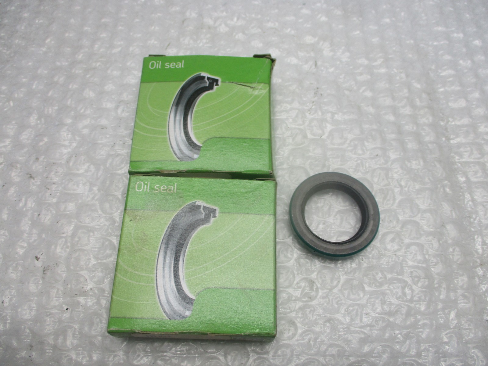 SKF 11124 SEAL LOT OF 2 NSMP