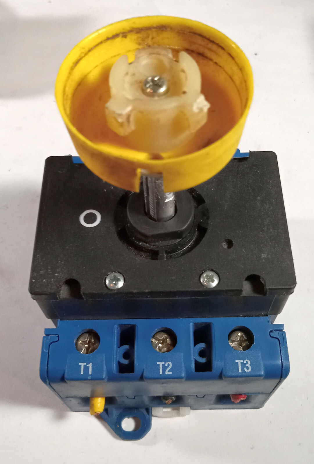 1 USED KRAUS & NAIMER KG100 SWITCH L24274/001AMS 3 POLE UNB ***MAKE OFFER***