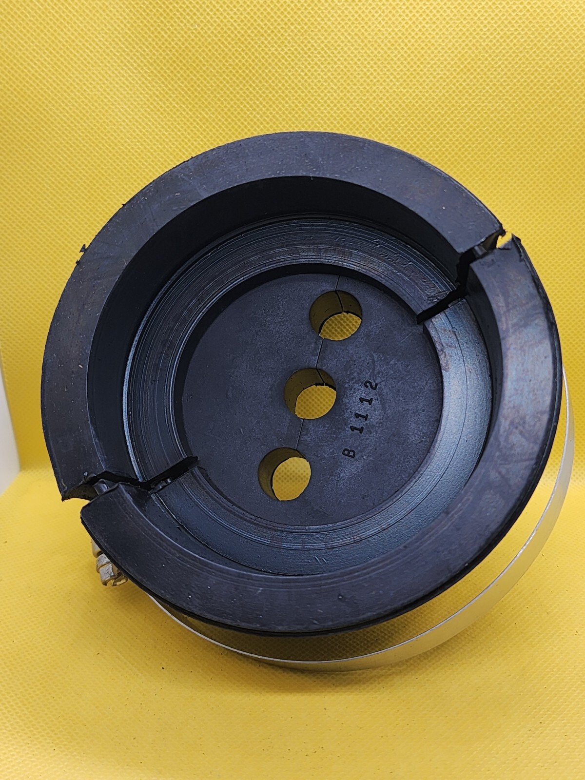 NEW! ANDREW TYPE 204679-7 4″ W/G BOOT FOR 3 HOLES, 1/2″ COAXIAL CABLE [2WS2]