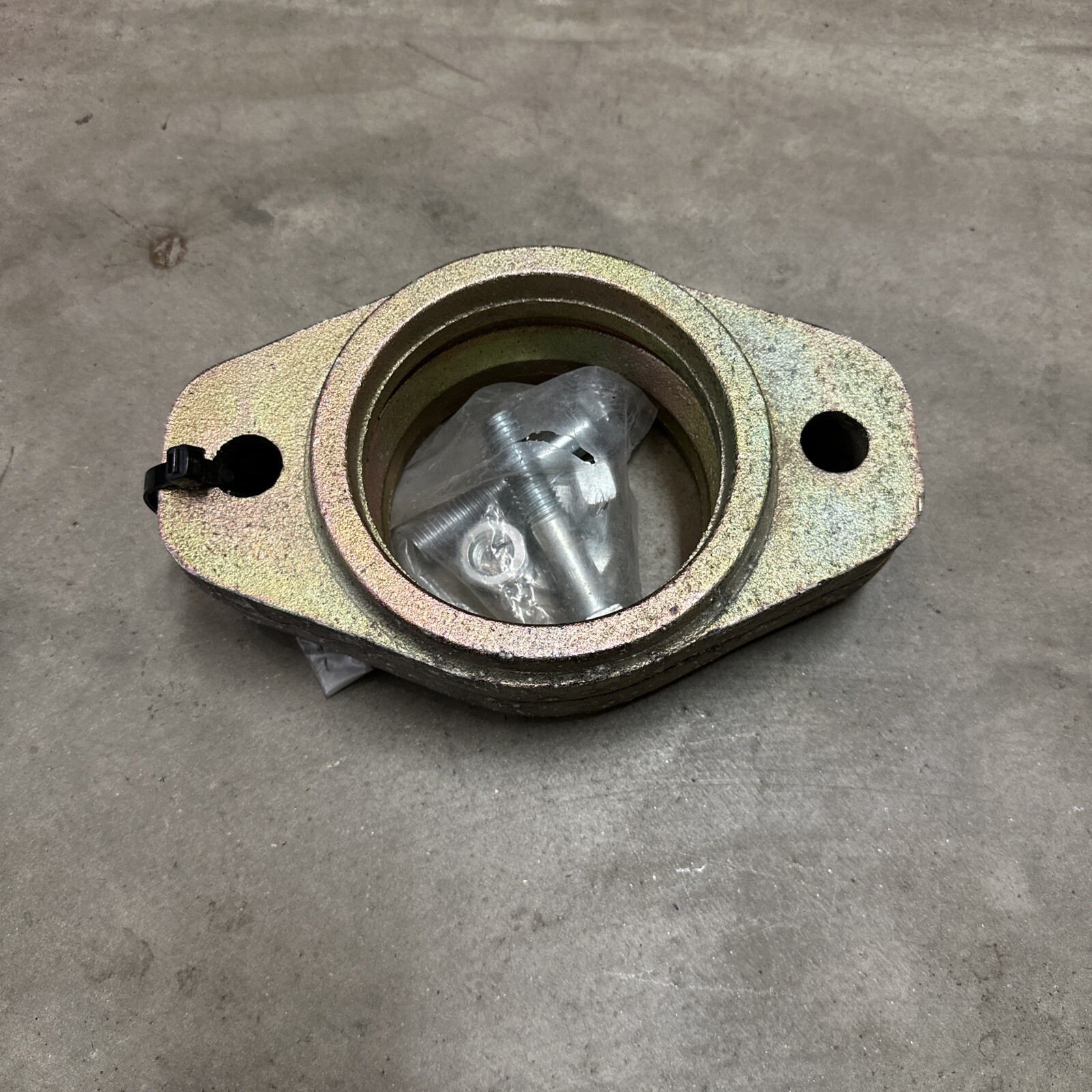 Weil Pump Company 15348 4 1/2″ Bronze Flange Pair with Bolts