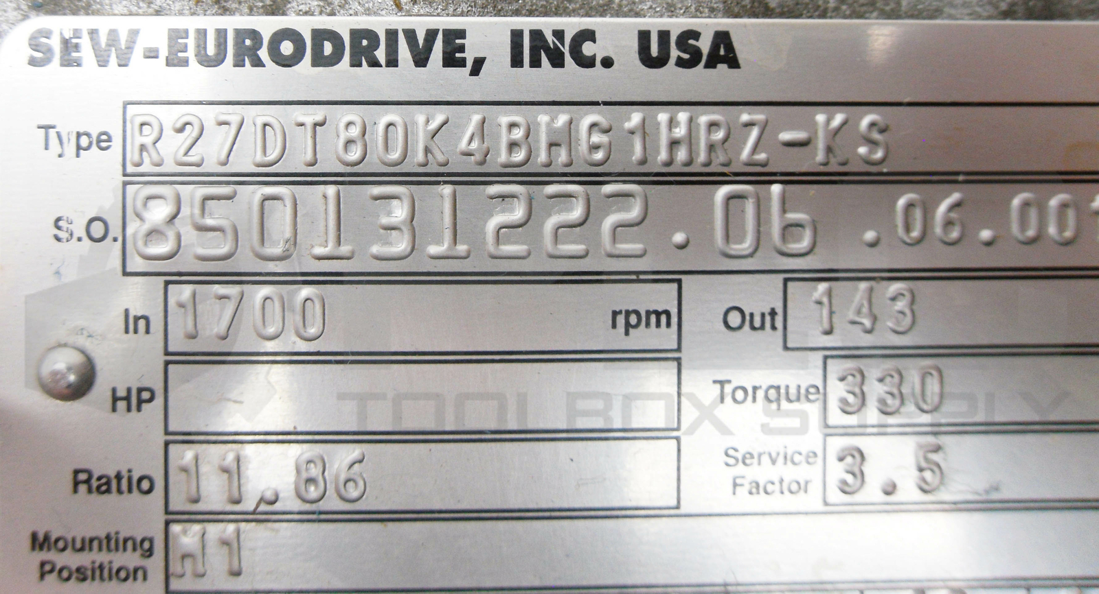 SEW EURODRIVE R27DT80K4BMG1HRZ-KS GEAR BOX RPM IN 1700 OUT 143 TORQUE 330