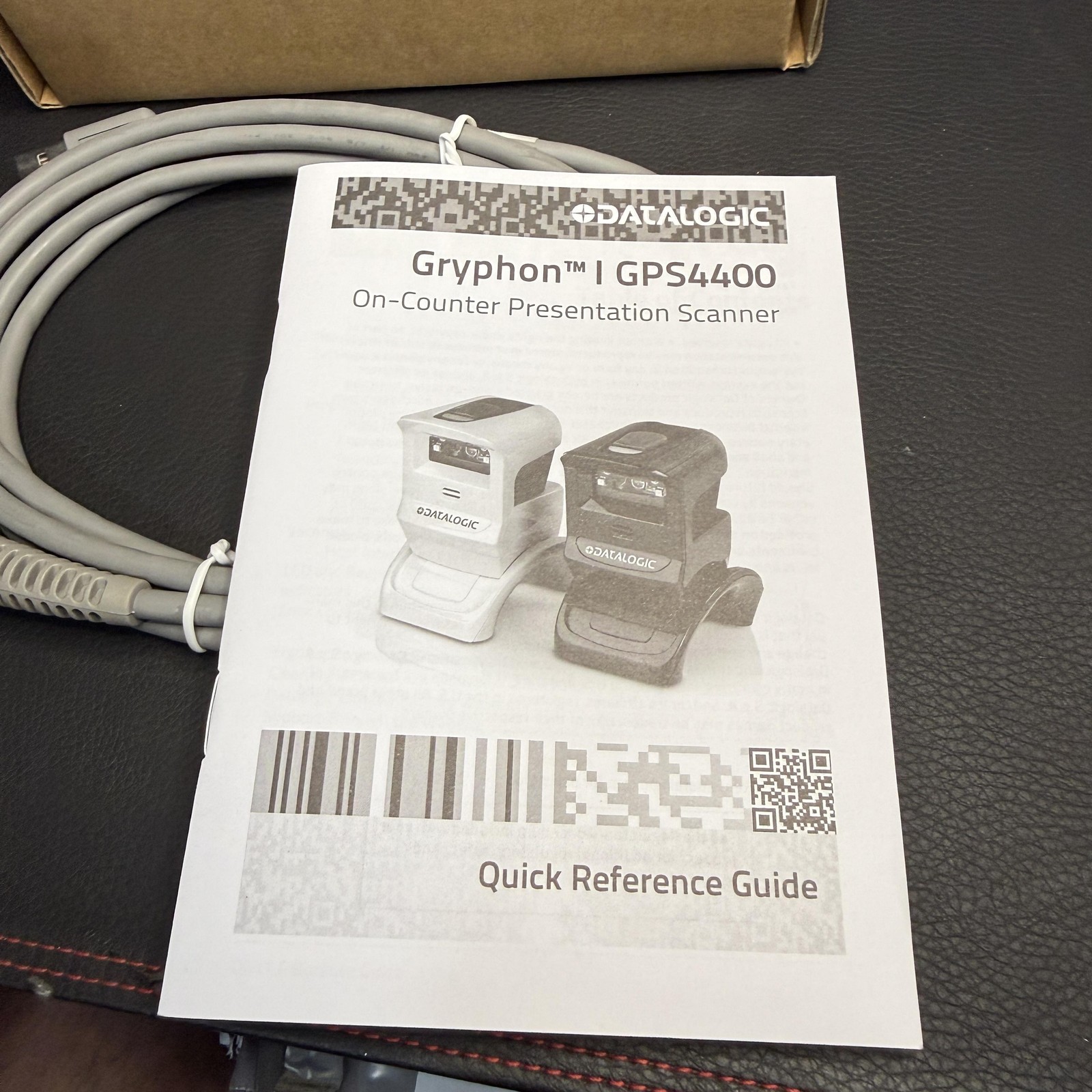 Datalogic Gryphon I GPS4400 GPS4490-BK Presentation Scanner Black W Cable Stand
