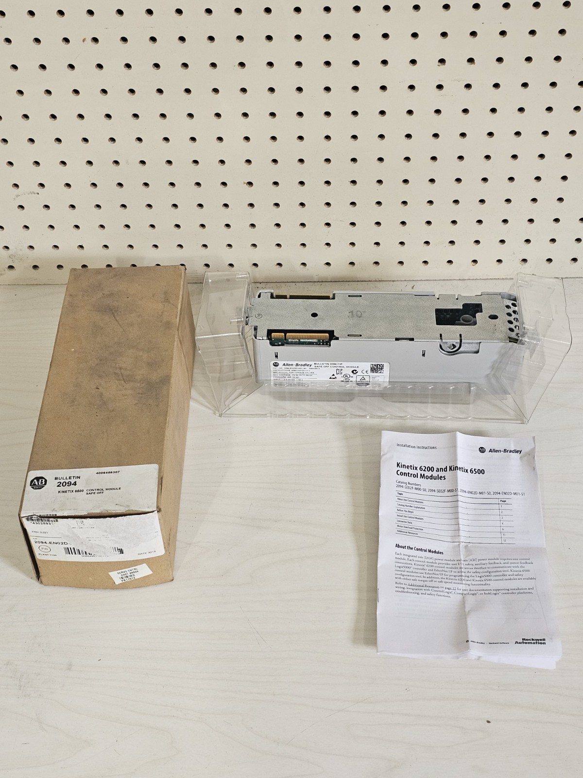 Allen-Bradley Kinetix 6500 Safe Off Control Module Cat #: 2094-EN02D-M01-S0
