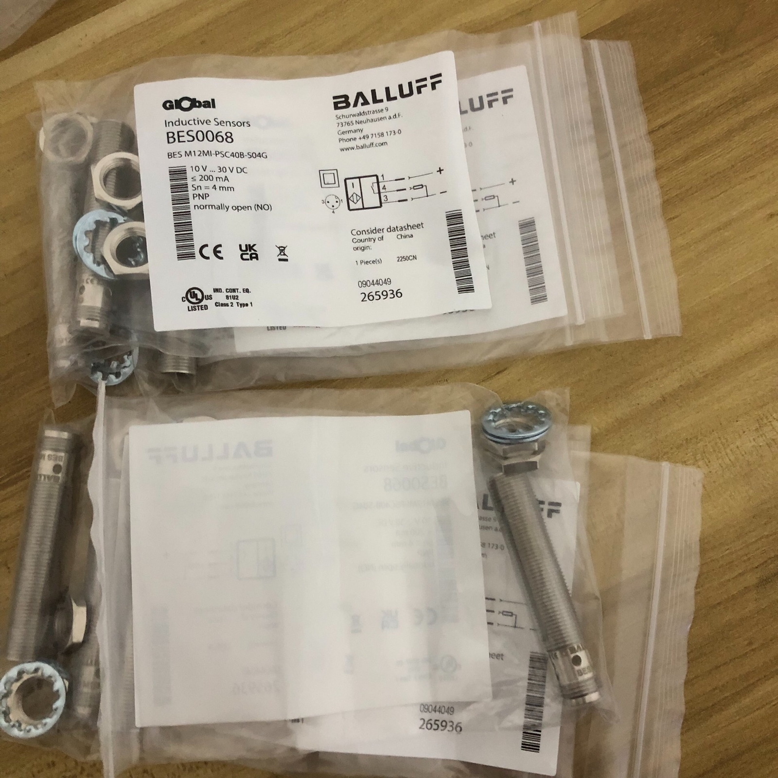 one new BES0068 BES M12MI-PSC40B-S Accept counteroffer