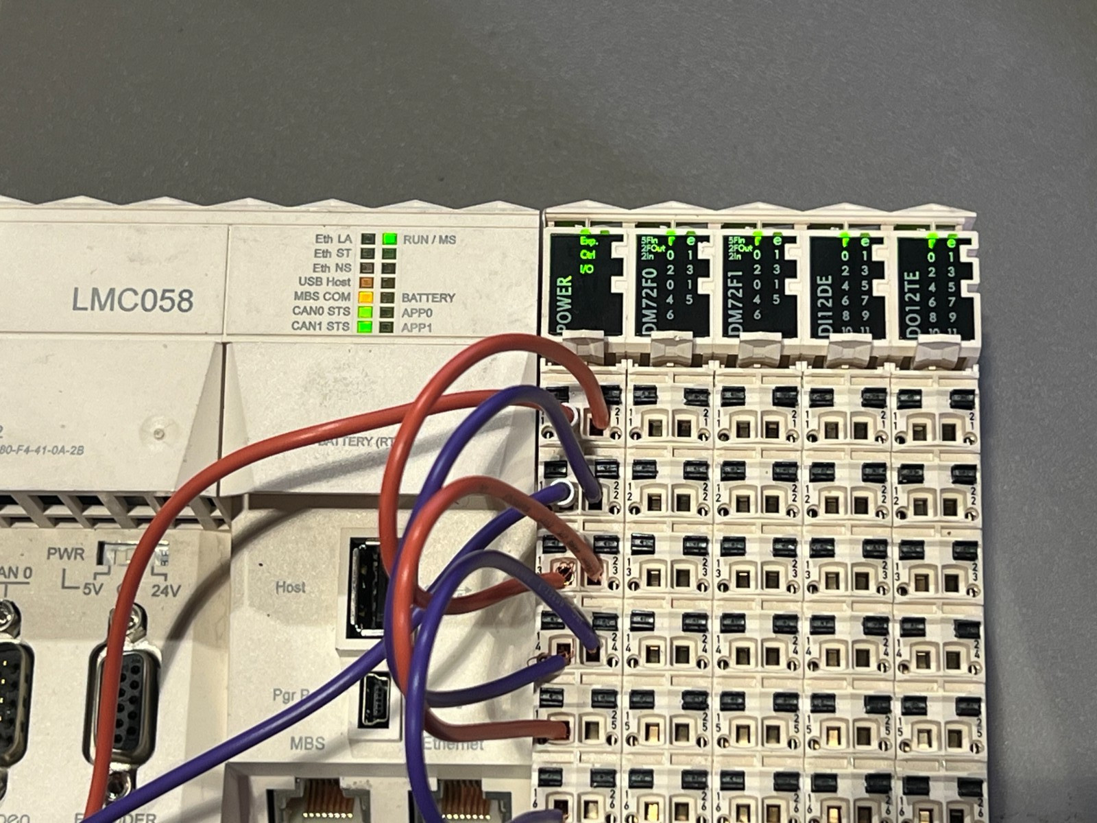 Schneider Electric LMC058LF42 Modicon PLC CPU Fast Shipping
