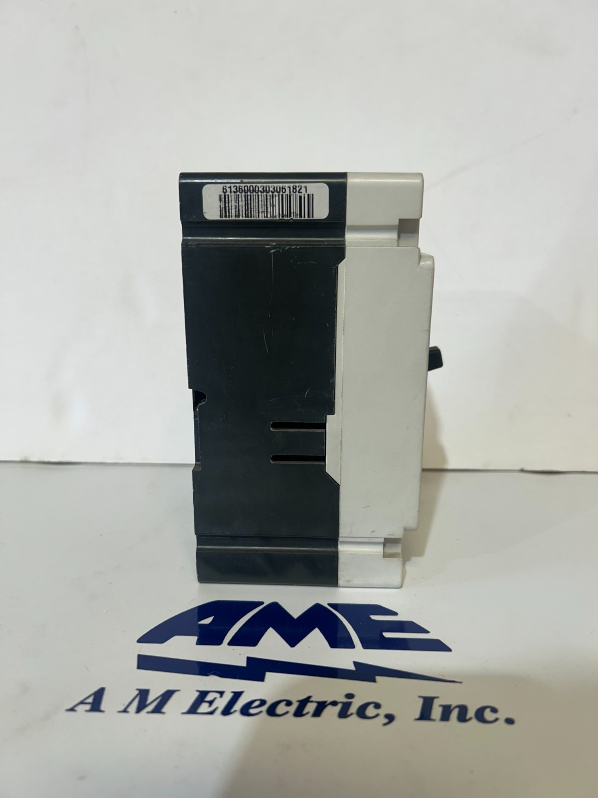 Cutler Hammer FCB3050L 50A,600VAC, circuit breaker 3 pole (Q-1)