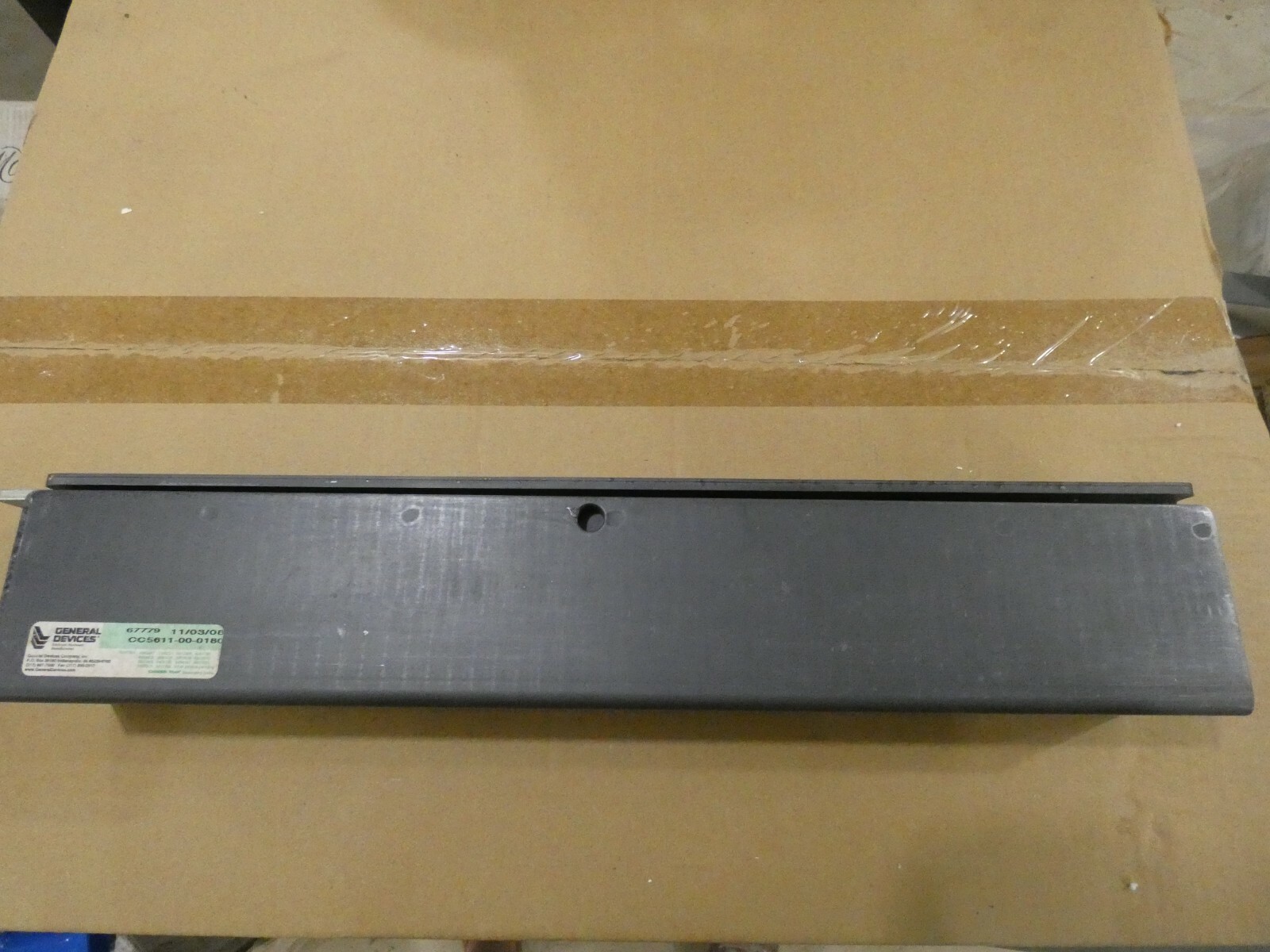 General Devices CC5611-00-0180 Extra Heavy Duty Vertical Ball Bearing Slide