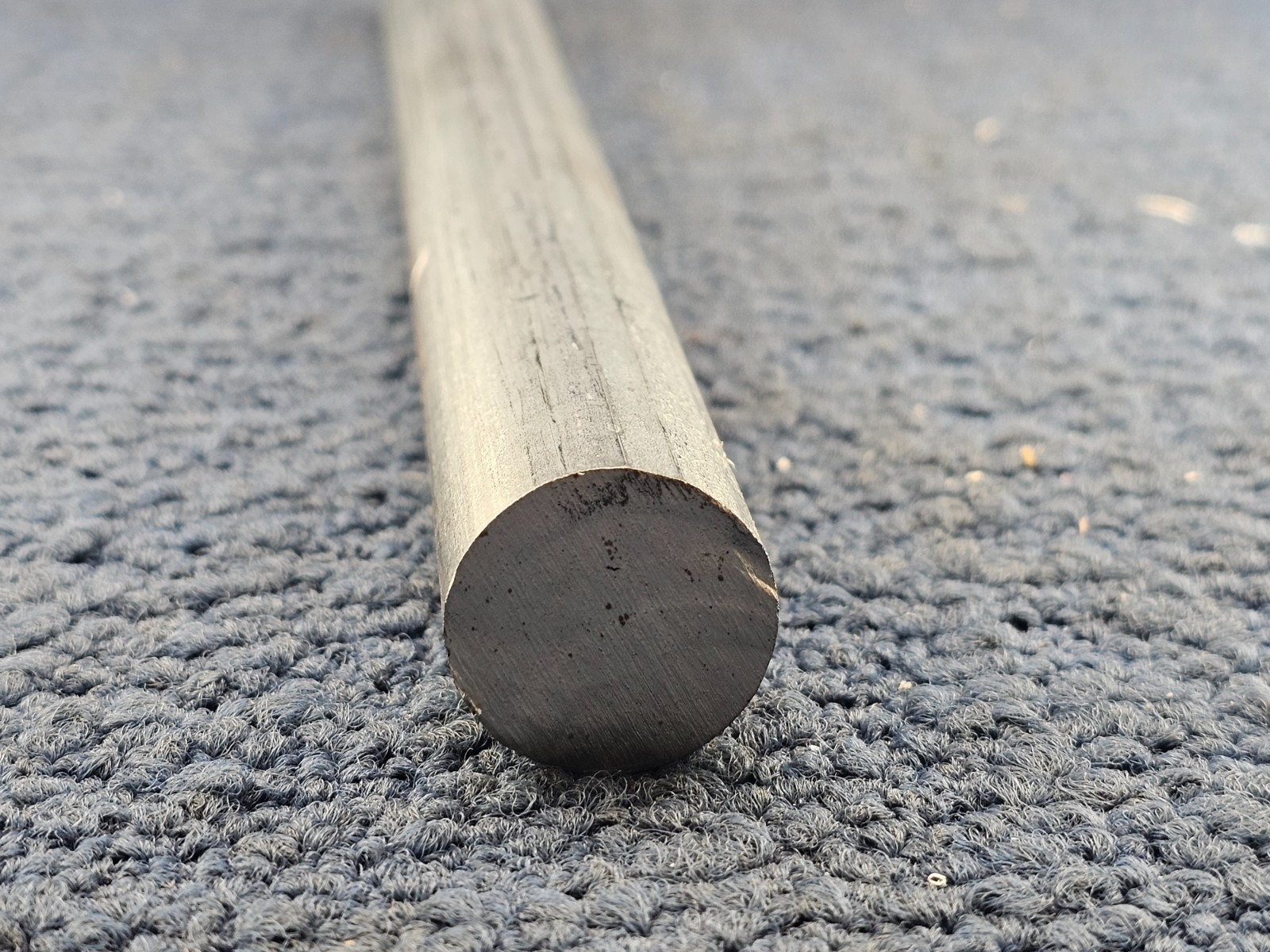 Bulb Industries 1000-616S: Hot Rolled Steel Round Bar 1″ Round, 12″