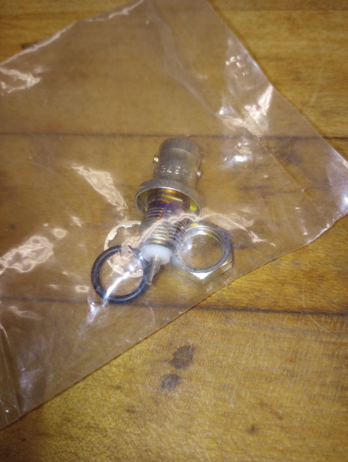 BNC Chassis Mount 94375-UG-657A-U New Old Stock chassis ground
