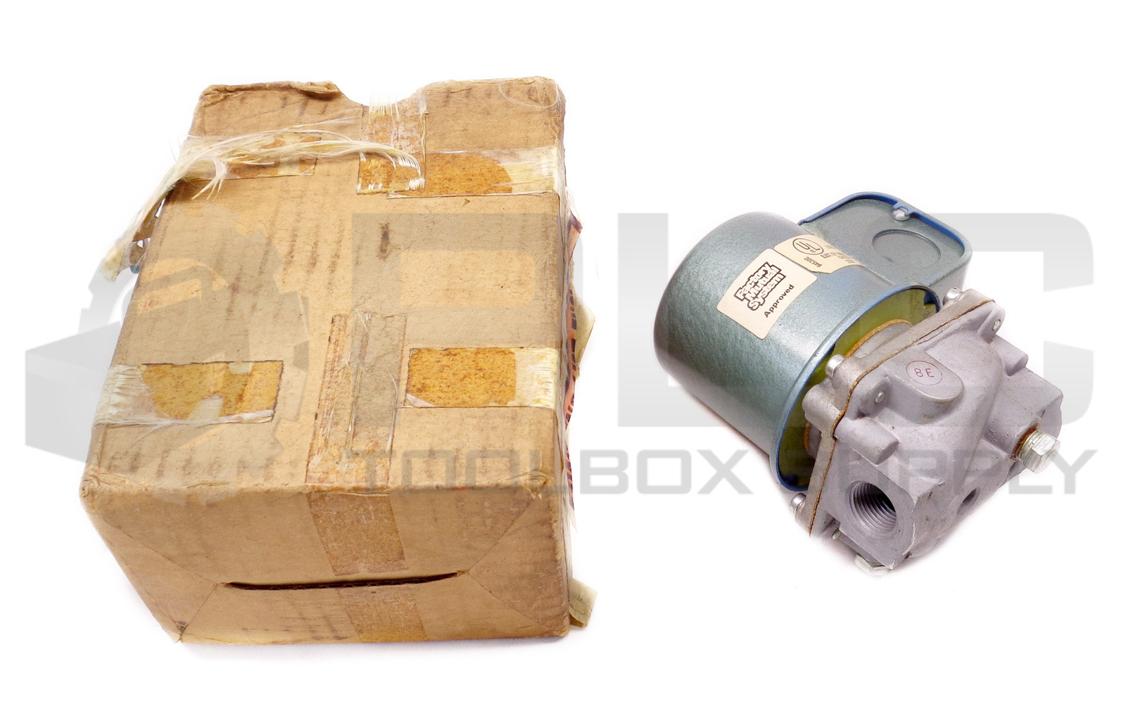 NEW ITT K3A532 SOLENOID VALVE 120V 60HZ 110V 50HZ 14W .260A 10PSI CGA3.9G-LP