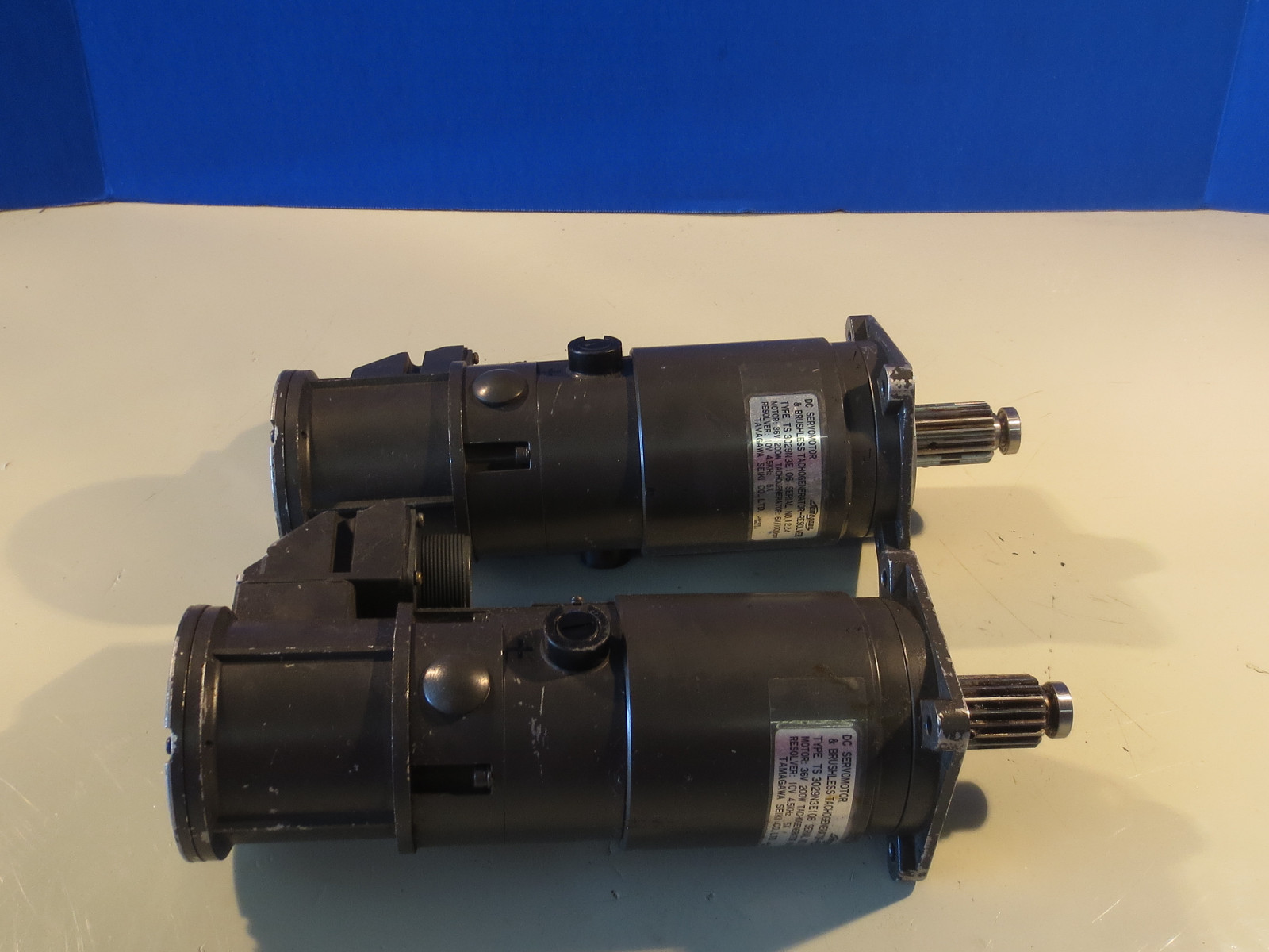TAMAGAWA DC SERVO MOTOR TS 3029N3E106 TS3029N3E106 WARRANTY EACH 1