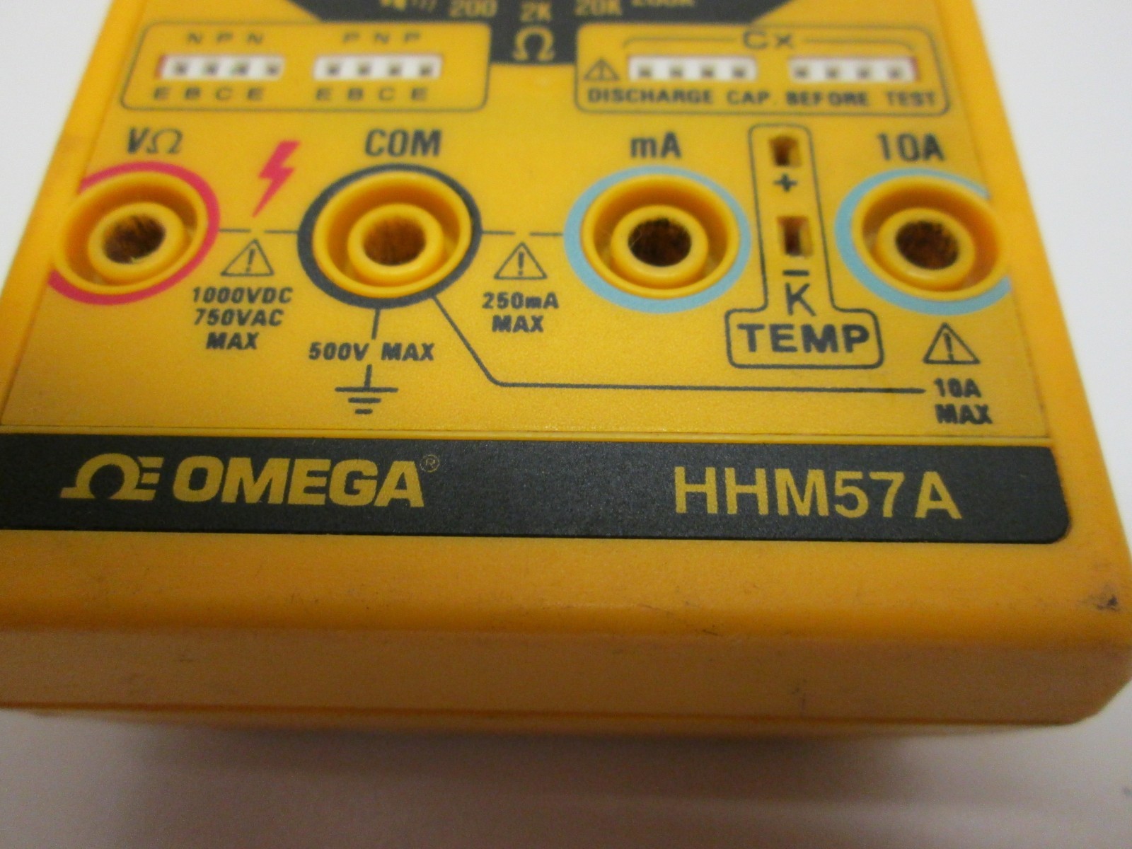 Omega HHM57A Digital Multimeter Thermometer (FREE SHIPPING) P11A