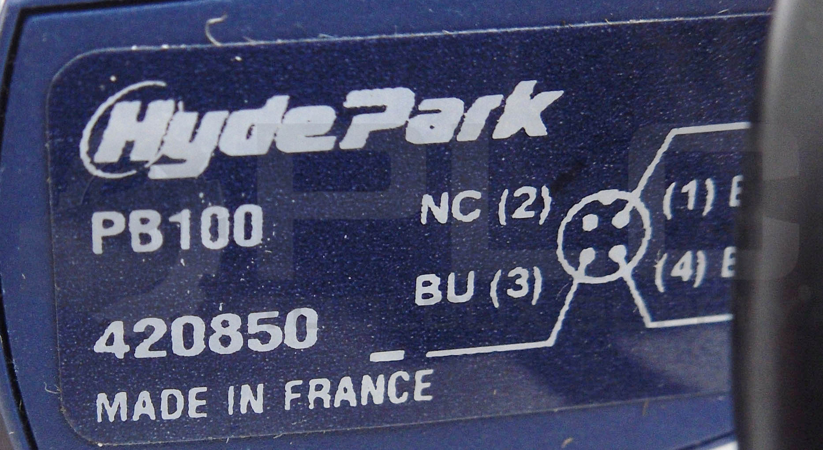 NEW HYDE PARK PB100 IN-LINE PUSHBUTTON SWITCH