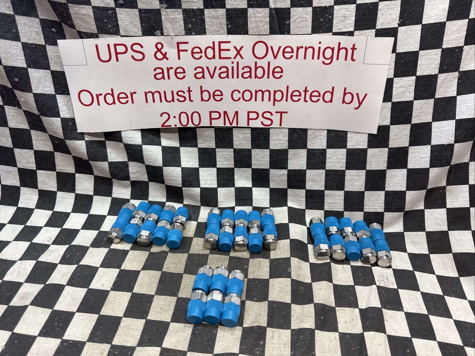 LOT OF 36, SWAGELOK SS-4-P, SS4P, Pipe Plug 1/4″ NPT, SST, SHIPSAMEDAY #1556D