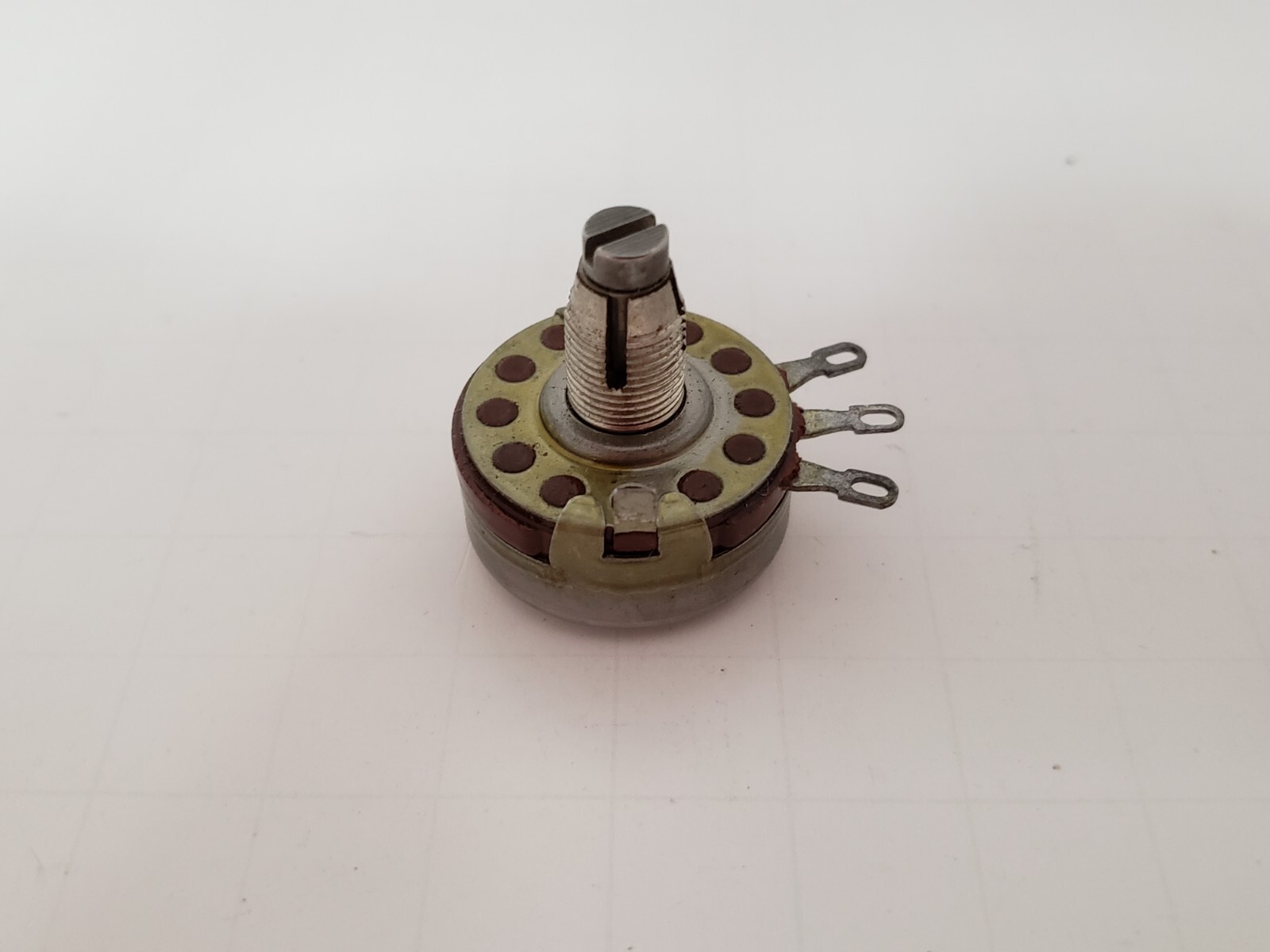 OHMITE CLU-3541 POTENTIOMETER 2 WATTS 0.35 MEG OHMS (LOT OF 5) NIB