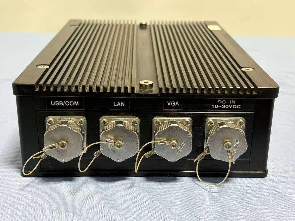 Stealth Rugged Fanless Industrial PC Computer WPC-500F-A330-120GF-02G-0-E-00