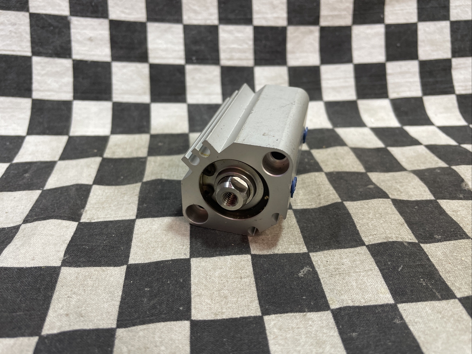 SMC CQ2-Z COMPACT CYLINDER, CDQ2B25-22DZ, CDQ2B2522DZ, SHIPSAMEDAY#109V20