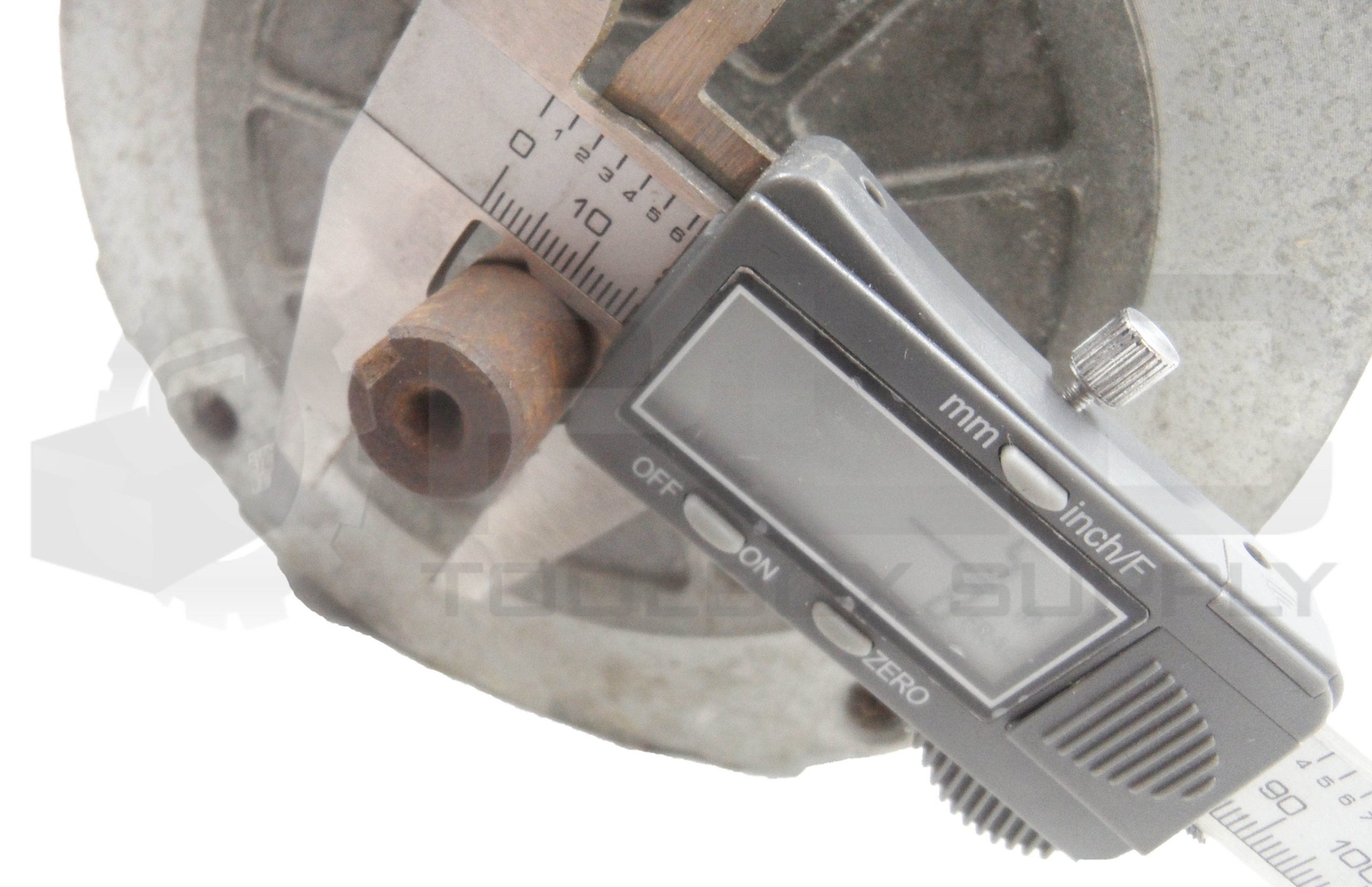 RELIANCE C56H2590M-QP AC MOTOR HN56C FR 1PH 1/2HP 1725RPM 115/230V 9/4.5A 60HZ