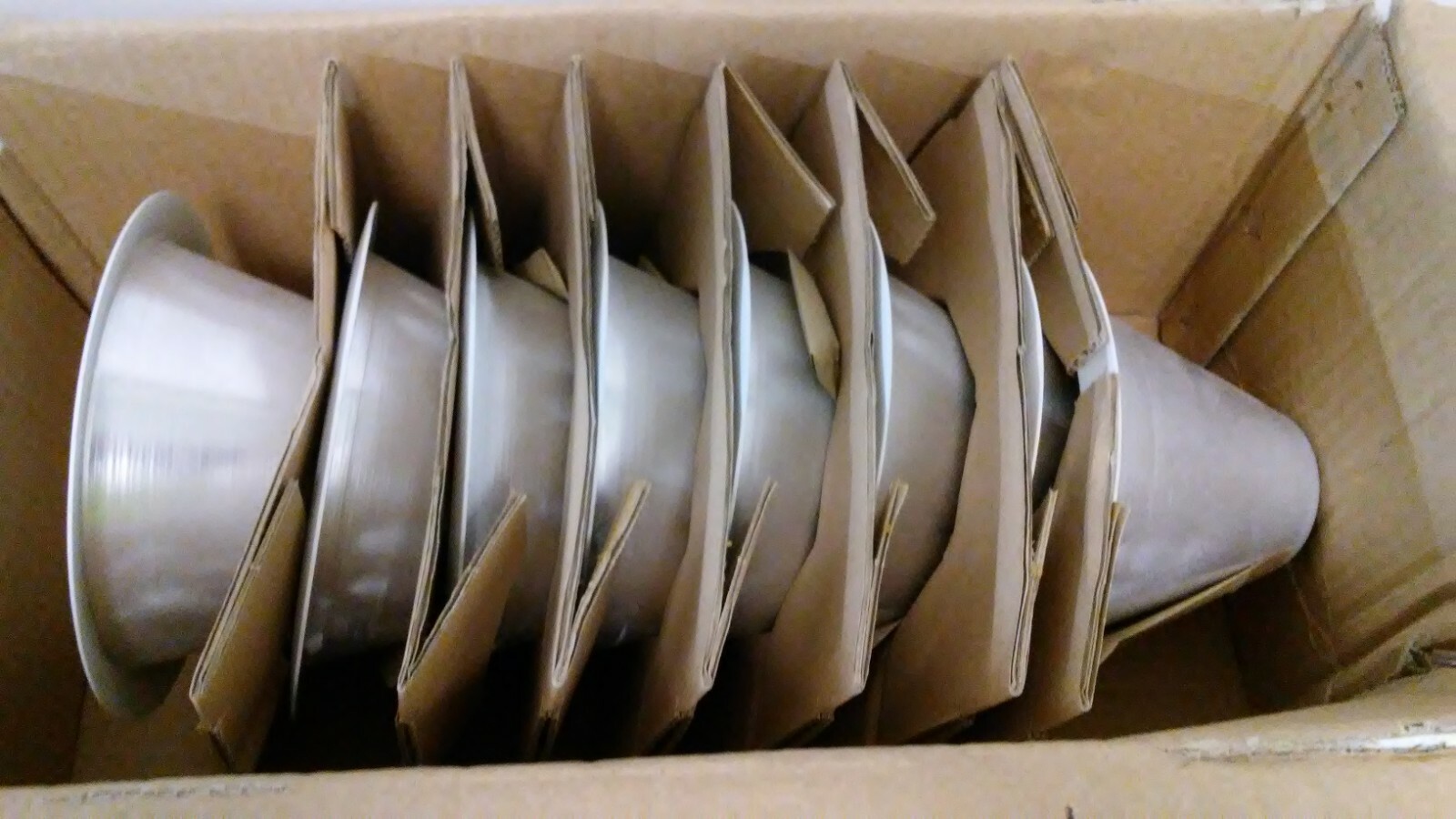 BOX OF (8) NEW OLD STOCK! PHILIPS CAPRI PAR30 R30 WHITE BAFFLE I&F TRIMS RBC30W