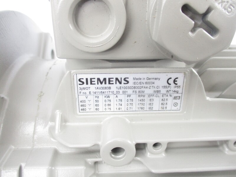 SIEMENS 1LE10030DB302FA4-Z 460V 1.75A NSNP