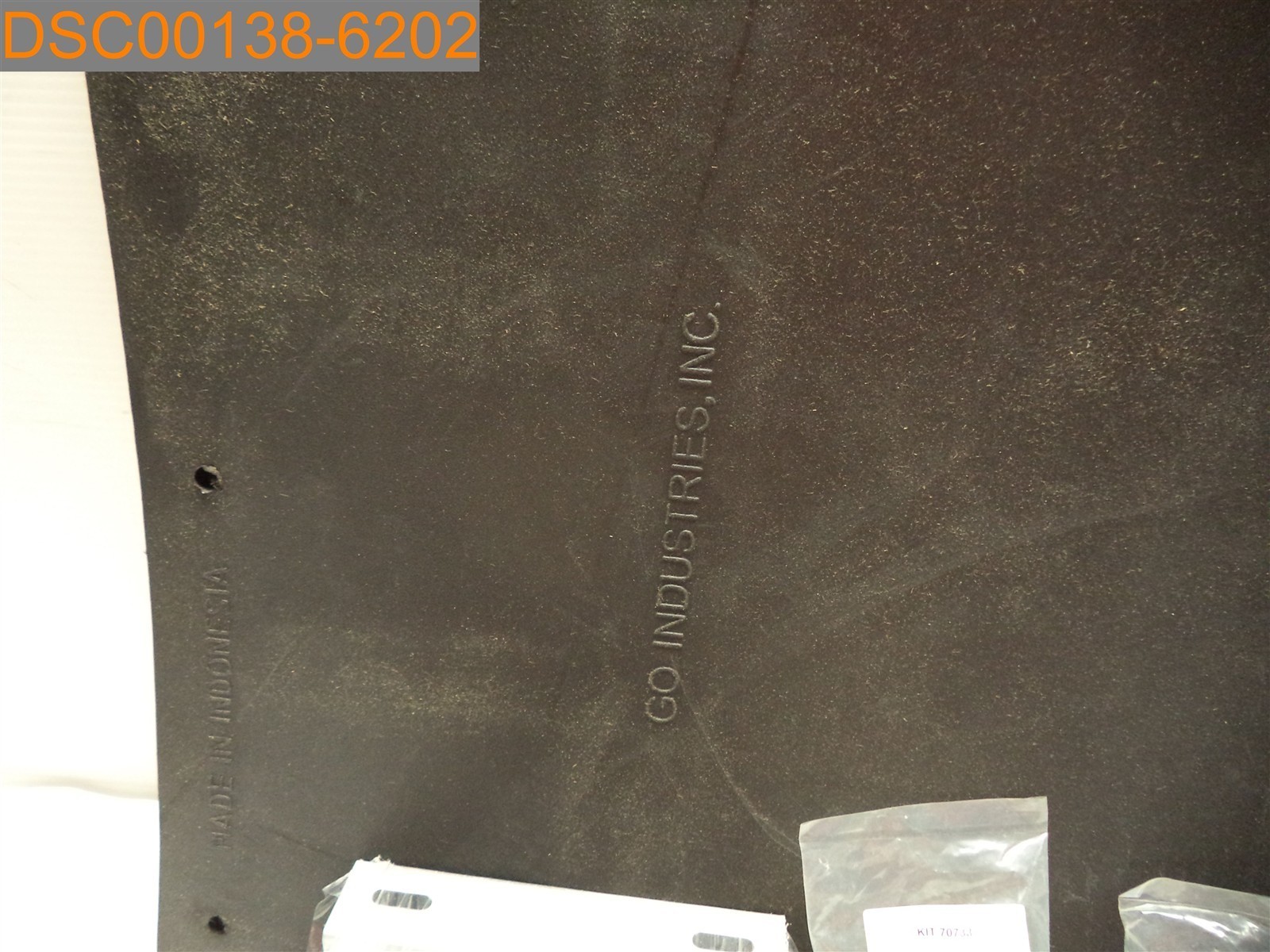 GO INDUSTRIES Dual Wheel Mud Flap w/ Bracket, KIT 70738, 805922707385