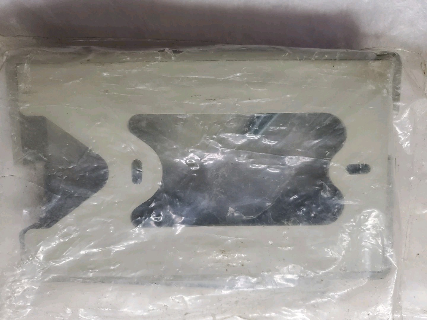 KS 20458 LIST 12 COMCODE 400-604-641 Amphenol Cabel Connector Cover Harris Corp