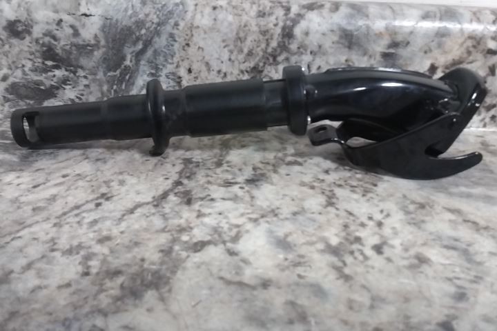 Wavian 2239C 10 Pk 10-1/2 In Length Black Rigid Spout