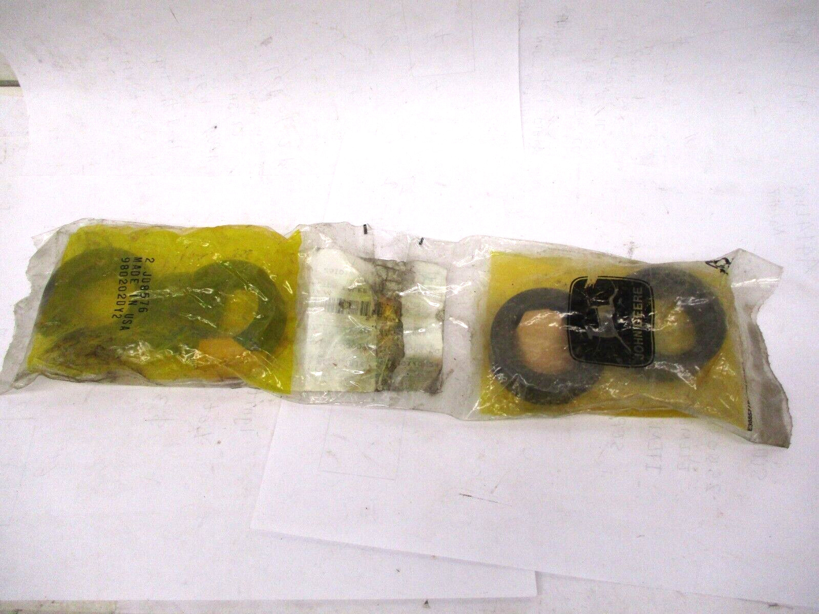 New Open Box Lot of 4 PCS John Deere JD8576 Eccentric Locking Collar A4212WVS