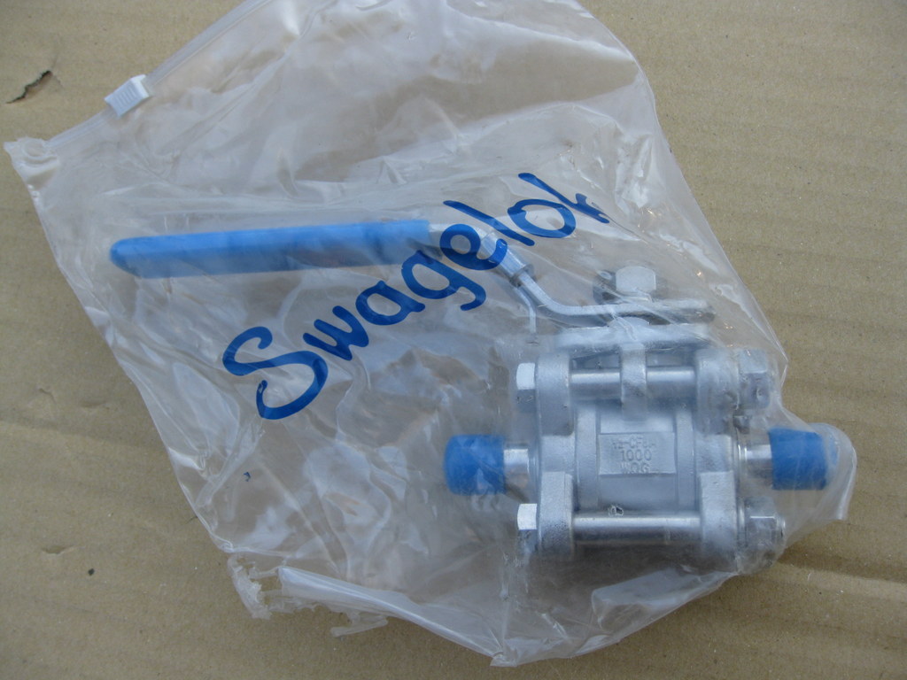 Swagelock ½-CF8M 1/2” Stainless Ball Valve Dia. Port 1000 WOG CF8M ½” O.D.