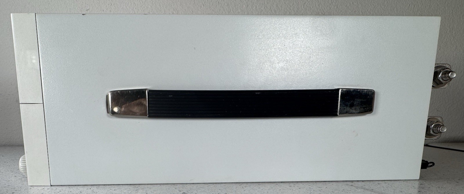 LAMBDA – AUTOMATIC POWER SUPPLY ZUP20-40 0-20V 0-40A