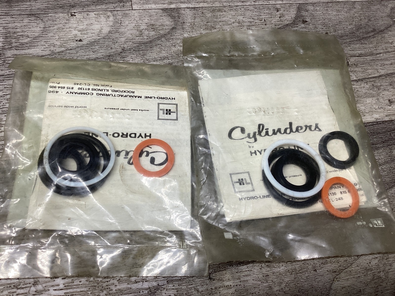 LOT OF 2 HYDRO-LINE SKN2-661-05 SKN266105 ROD SEAL KIT #102N43*SI