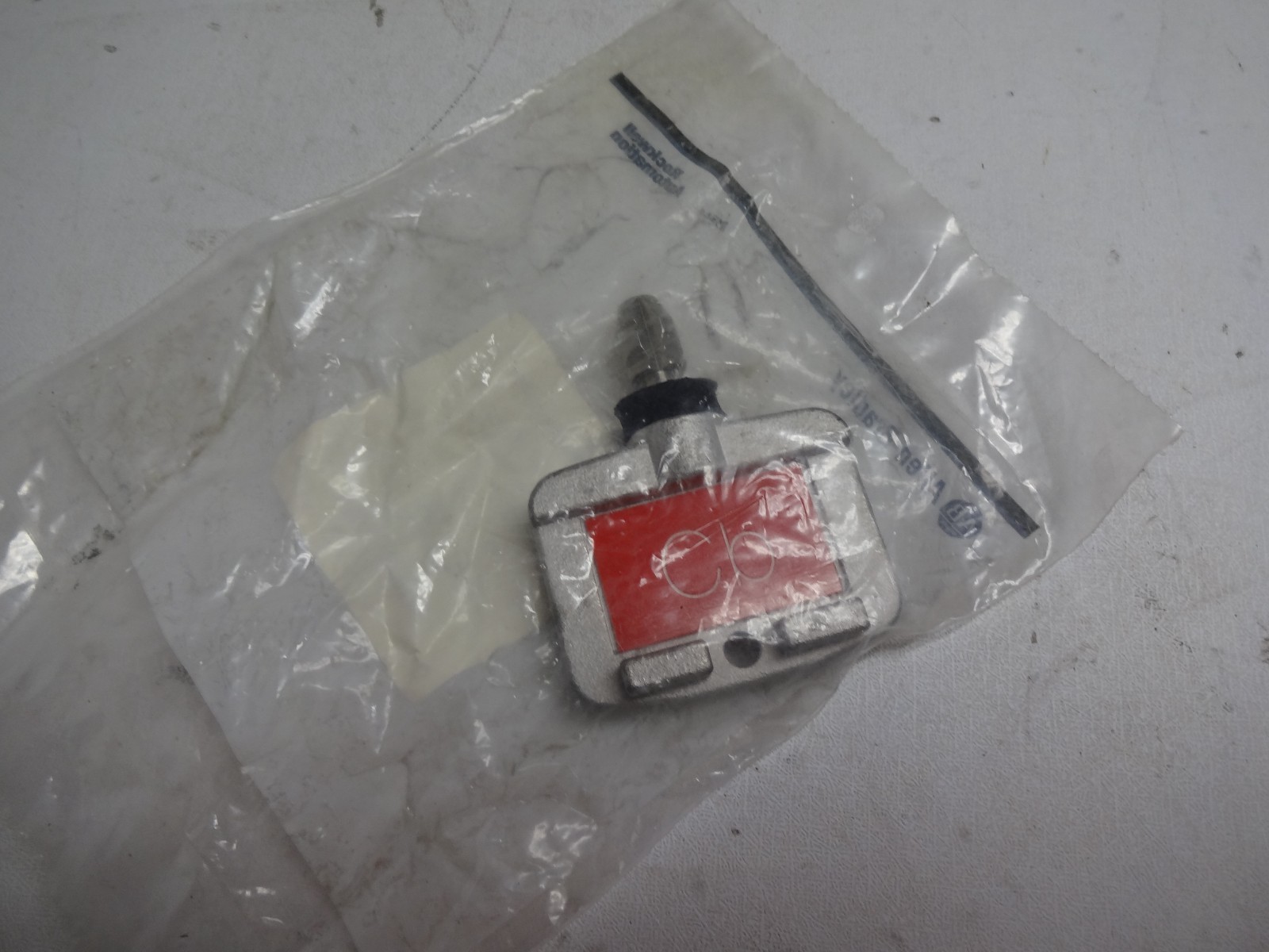 New Allen Bradley 440T-AKEYE10CB Interlock Key “Cb”