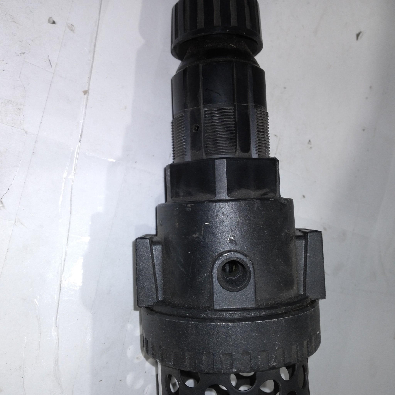 MASTER PNEUMATIC-DETROIT CFDR100-3 0-150 PSI 125F