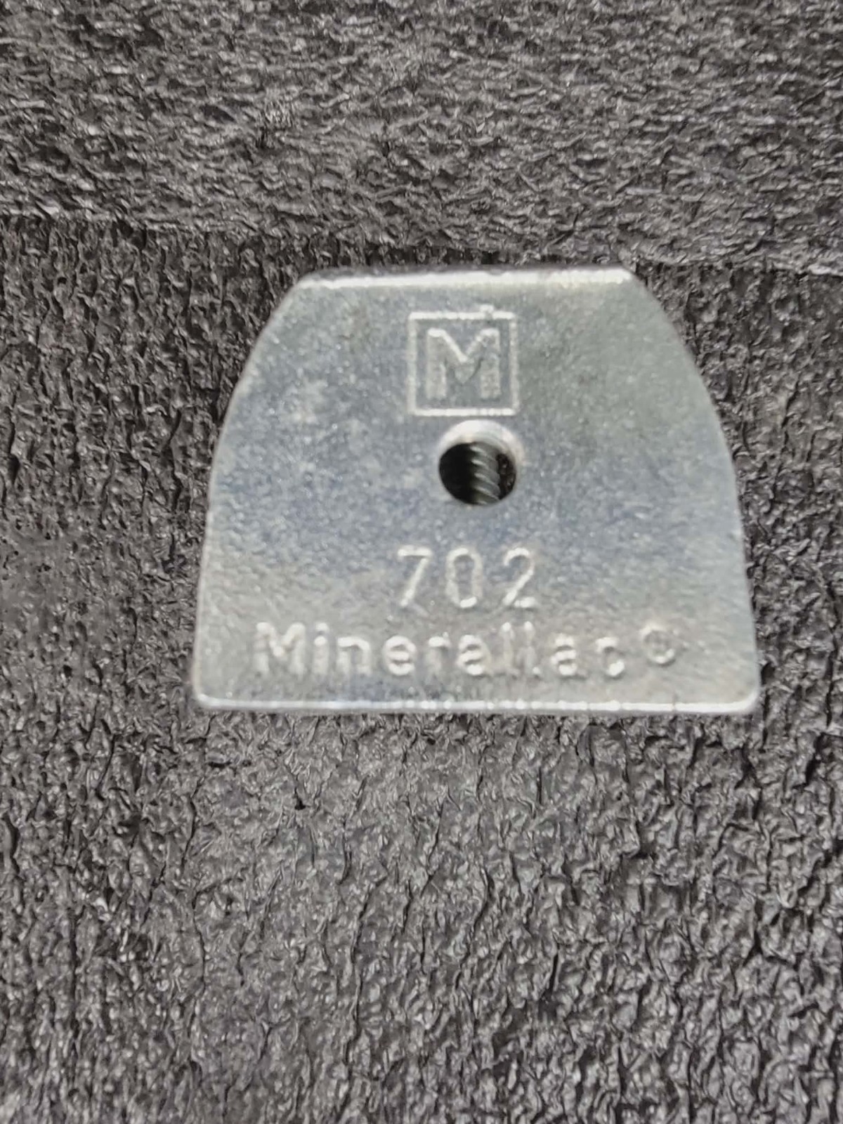 Lot of 8 Minerallac 702 2″ 3/4″ Jaw 1/2″ Screw Iron Conduit Hanger Beam Clamp