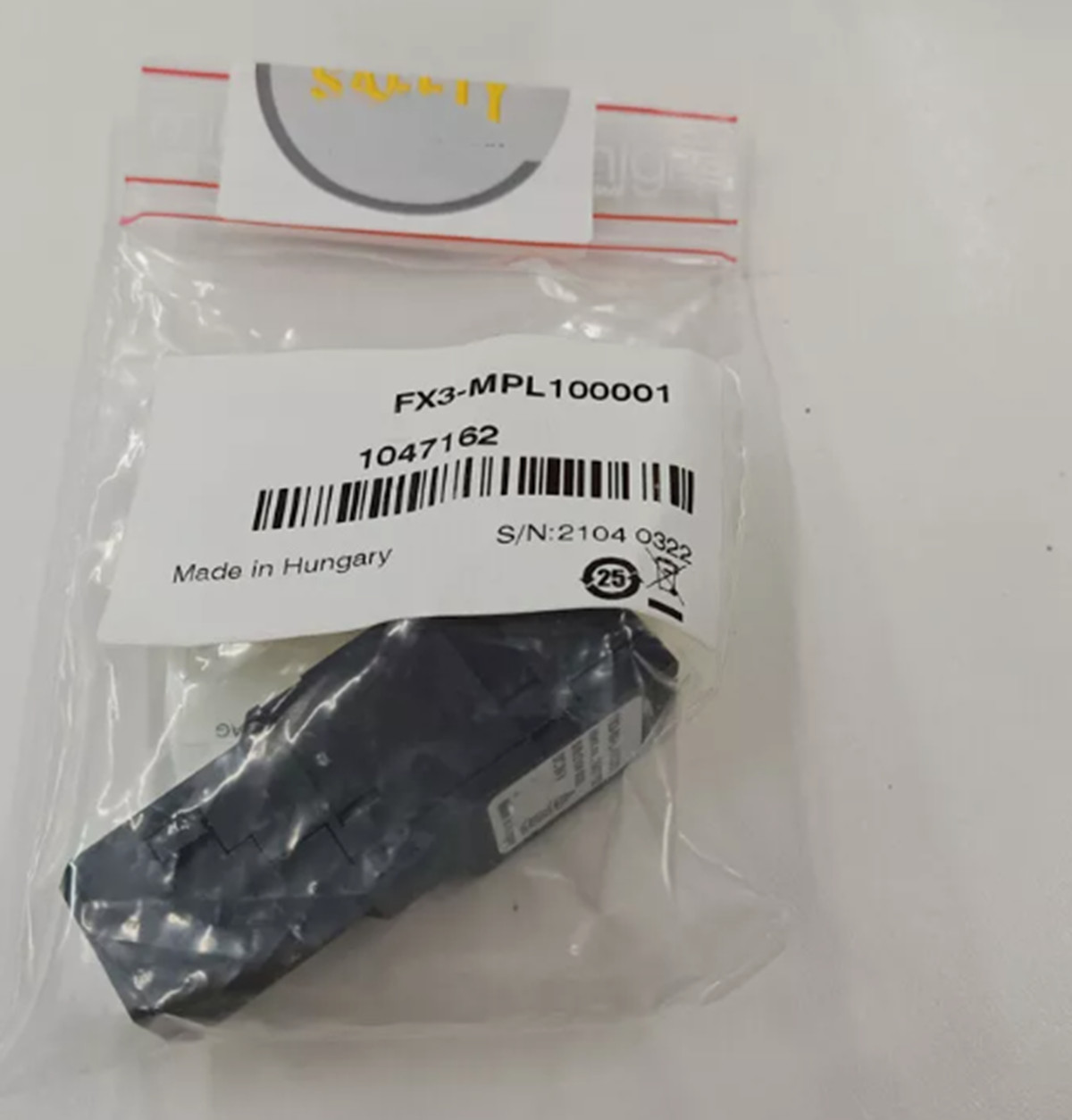 NEW SICK FX3-MPL100001 1047162 Plug Connector & Cable