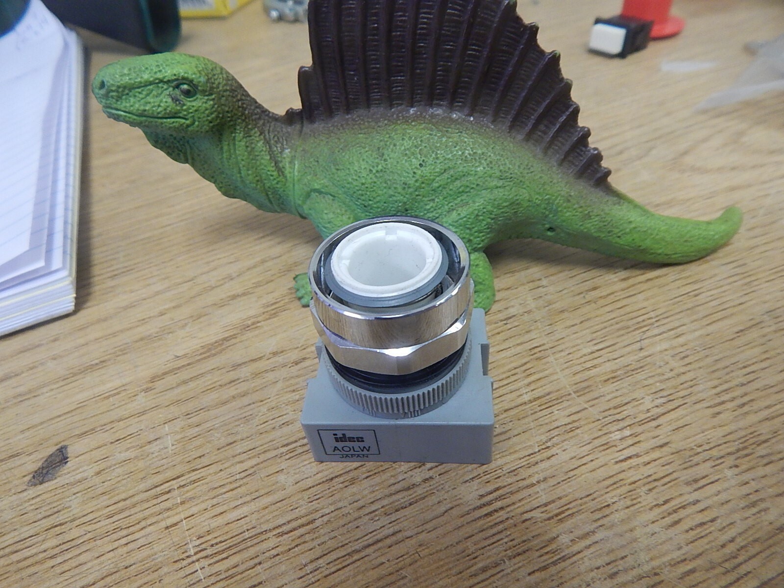 Idec AOLW R630 Push Button *FREE SHIPPING*