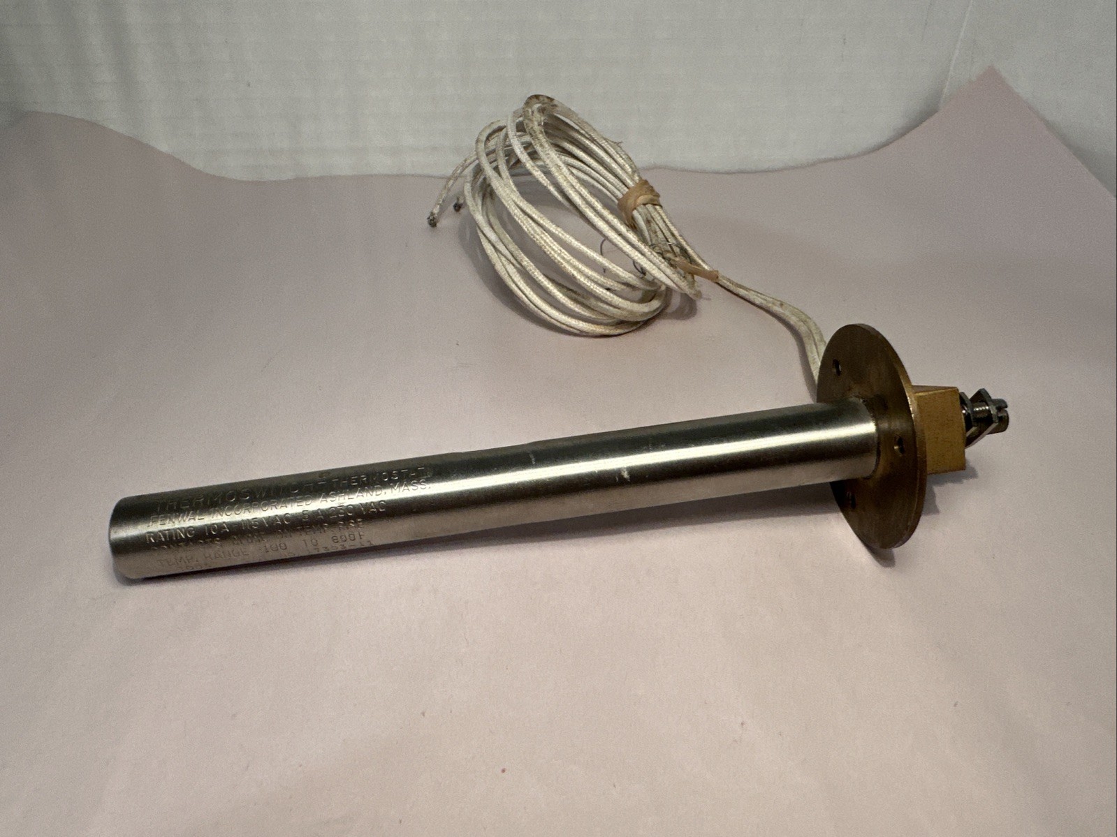 Fenwal 17303 – 11 Thermoswitch ( -100 to 600F) Open Box – nice condition