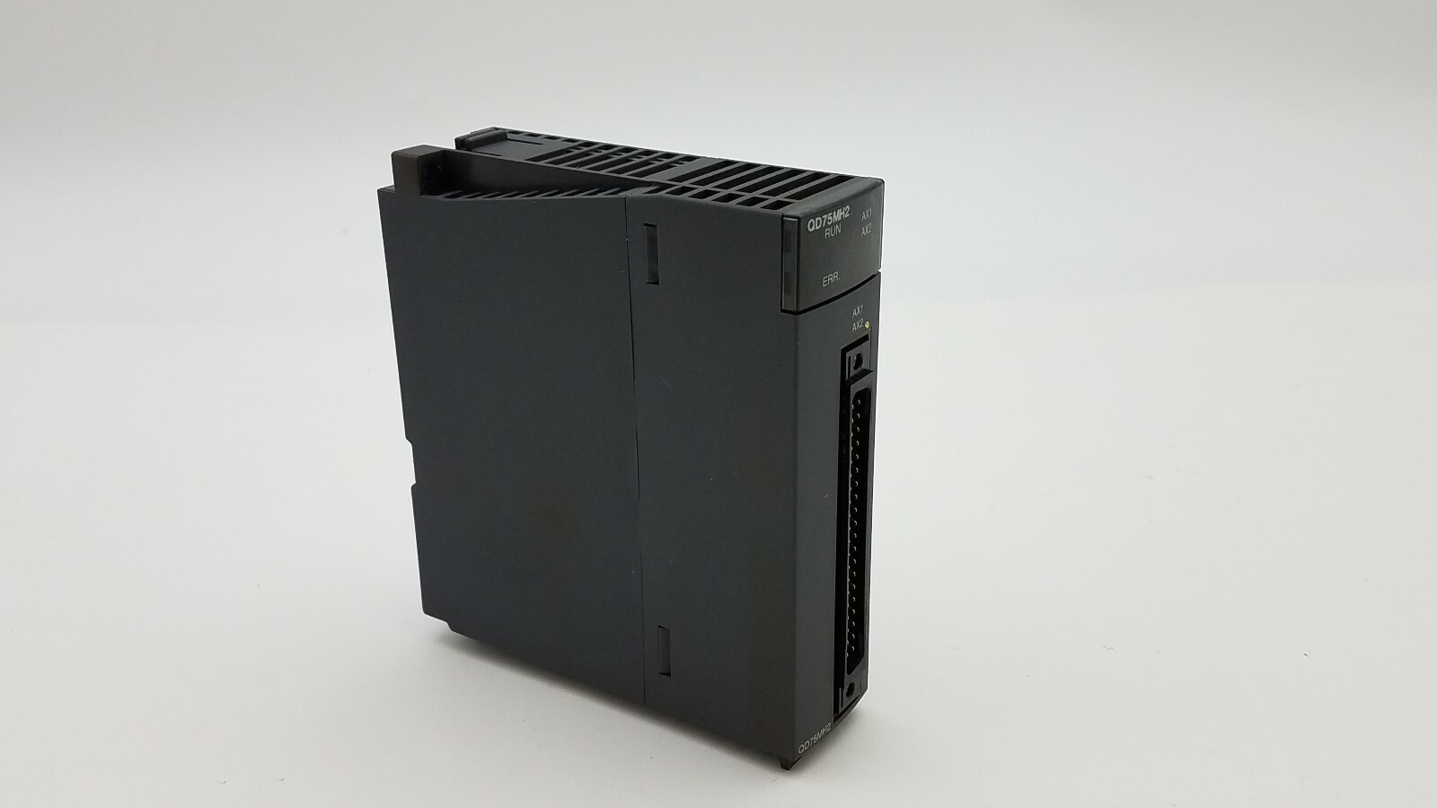 Mitsubishi QD75MH2 Positioning Module Unit 24VDC 0.1A PLC Surplus Electrical
