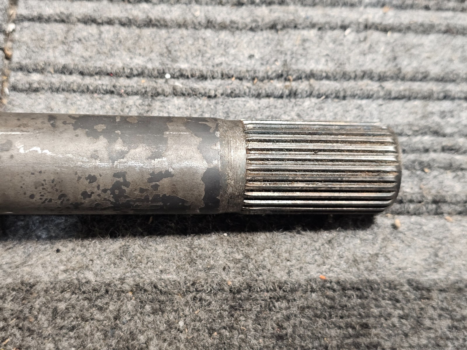 Rear Axle Shaft 285-1A X 388 -5 Lug Hub Raised Center 4 Stud Axle Mount ABS Ring