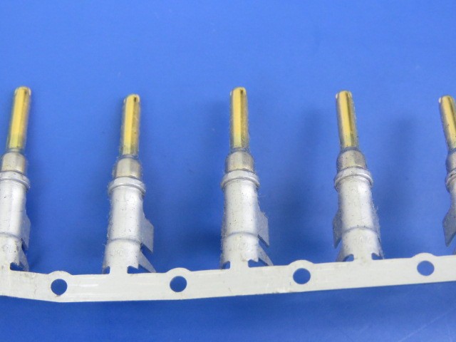 Delphi 13783284 Qty of 100 per Lot Delphi Terminal 10awg Male (3.40-4.80 mm