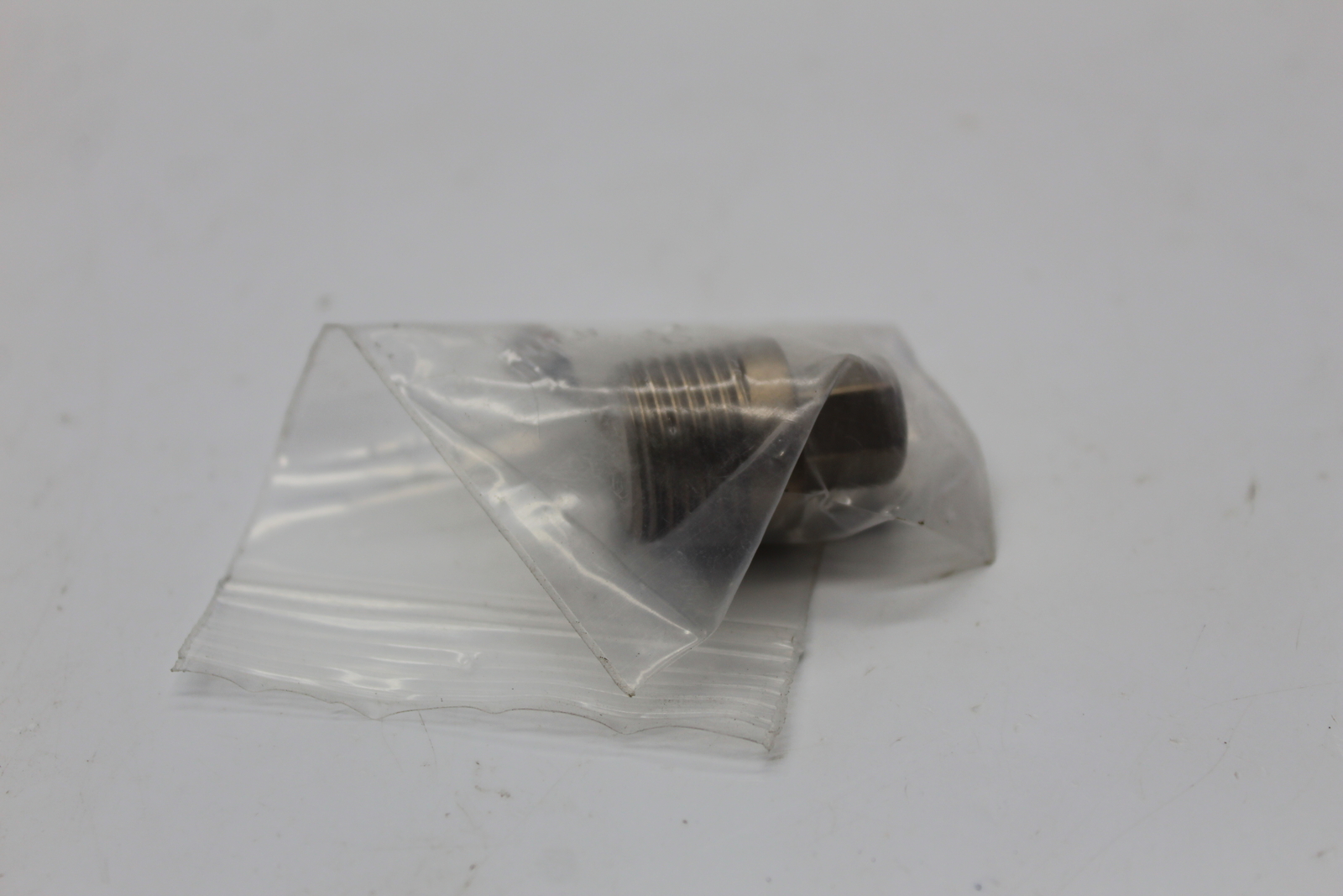 INDUSTRIAL SPARE D-S012-E-3010 HARD STOP NSNP